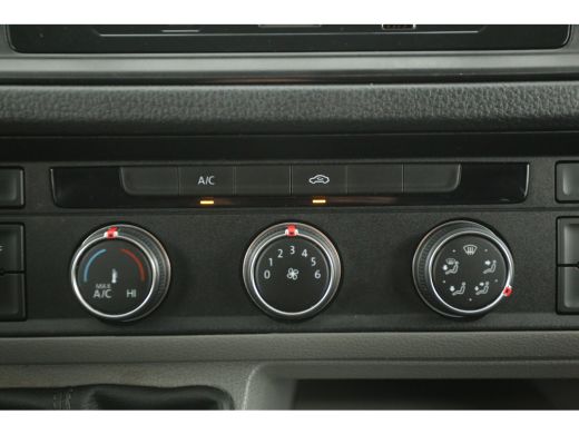Volkswagen Crafter 35 2.0 TDI L3H2 | 177PK | 3500kg Trekgew. | Airco | Cruise | 3-Zits | Trekhaak ActivLease financial lease