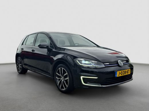 Volkswagen e-Golf E-DITION Warmtepomp | Camera | Adaptive CC | Parkeersensoren voor + Achter | LED | ActivLease financial lease