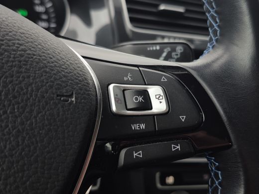 Volkswagen e-Golf E-DITION Warmtepomp | Camera | Adaptive CC | Parkeersensoren voor + Achter | LED | ActivLease financial lease