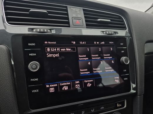 Volkswagen e-Golf E-DITION Warmtepomp | Camera | Adaptive CC | Parkeersensoren voor + Achter | LED | ActivLease financial lease