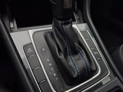 Volkswagen e-Golf E-DITION Warmtepomp | Camera | Adaptive CC | Parkeersensoren voor + Achter | LED | ActivLease financial lease