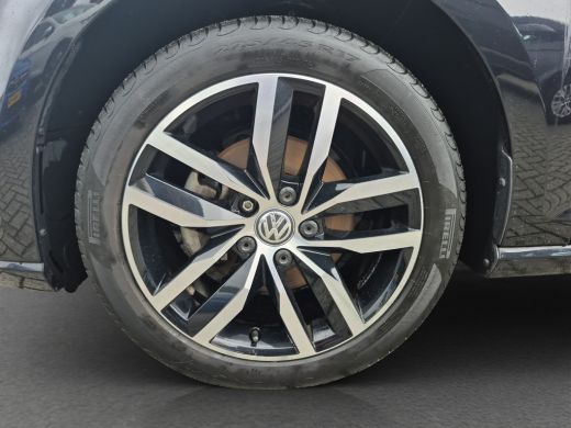 Volkswagen e-Golf E-DITION Warmtepomp | Camera | Adaptive CC | Parkeersensoren voor + Achter | LED | ActivLease financial lease