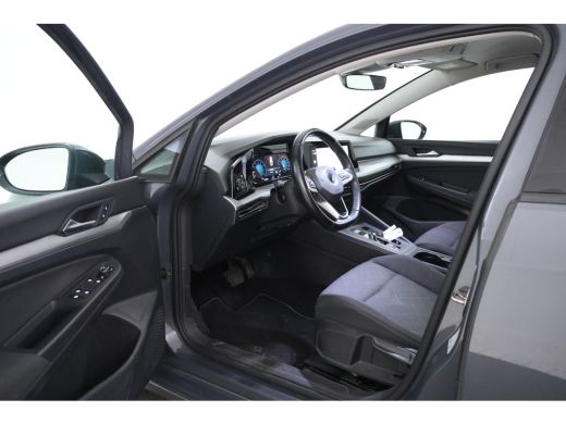 Volkswagen Golf 1.0 eTSI Life Business 110pk, Automaat, Apple carplay, Climate, ActivLease financial lease