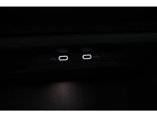 Volkswagen Golf 1.0 eTSI Life Business 110pk, Automaat, Apple carplay, Climate, ActivLease financial lease
