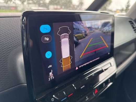 Volkswagen ID. Buzz Cargo Cargo 77 kWh L1 | Trekhaak | Camera | ActivLease financial lease