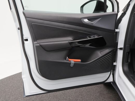 Volkswagen ID.4 First 77 kWh | SOH 89% | Adaptive Cruise | Climate Control | Stoelverwarming | Navigatie | Camera... ActivLease financial lease