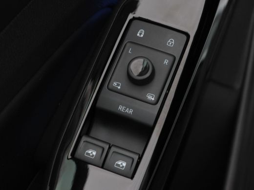 Volkswagen ID.4 First 77 kWh | SOH 89% | Adaptive Cruise | Climate Control | Stoelverwarming | Navigatie | Camera... ActivLease financial lease