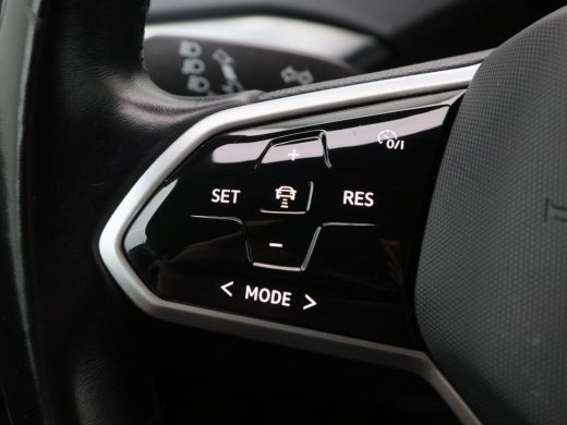 Volkswagen ID.4 First 77 kWh | SOH 89% | Adaptive Cruise | Climate Control | Stoelverwarming | Navigatie | Camera... ActivLease financial lease