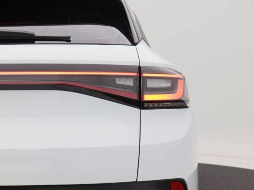 Volkswagen ID.4 Life 77 kWh 204 Pk Automaat | Adaptive Cruise | Climate Control | Stoelverwarming | Parkeersensor... ActivLease financial lease