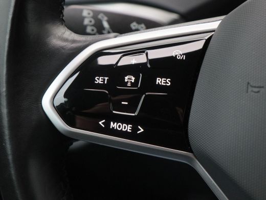 Volkswagen ID.4 Life 77 kWh 204 Pk Automaat | Adaptive Cruise | Climate Control | Stoelverwarming | Parkeersensor... ActivLease financial lease