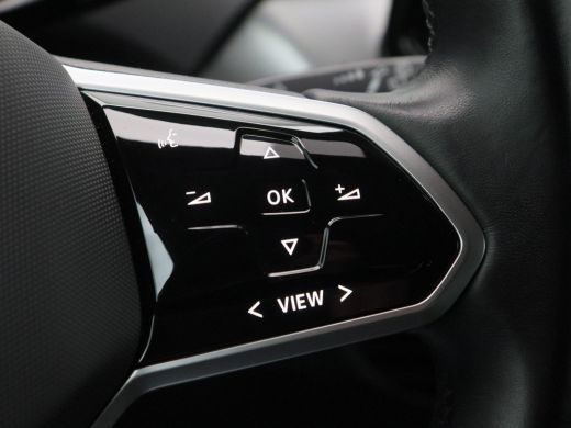 Volkswagen ID.4 Life 77 kWh 204 Pk Automaat | Adaptive Cruise | Climate Control | Stoelverwarming | Parkeersensor... ActivLease financial lease