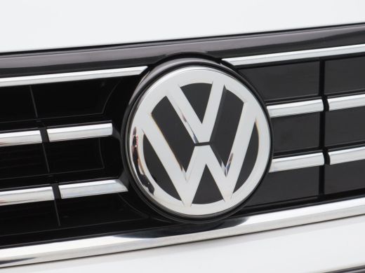 Volkswagen Passat Variant 1.4 TSi 218 Pk Automaat PHEV GTE Business | Adaptive Cruise | Camera | Trekhaak | Camera ... ActivLease financial lease