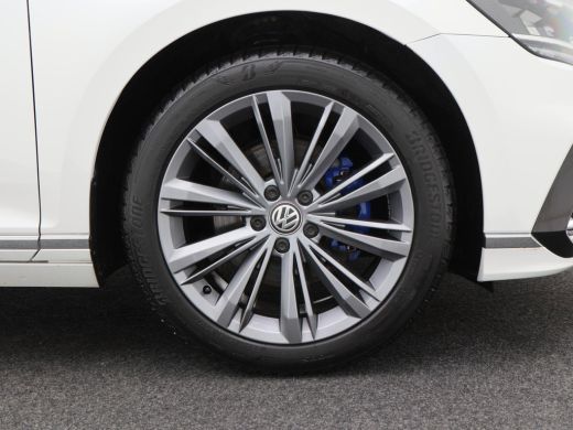 Volkswagen Passat Variant 1.4 TSi 218 Pk Automaat PHEV GTE Business | Adaptive Cruise | Camera | Trekhaak | Camera ... ActivLease financial lease