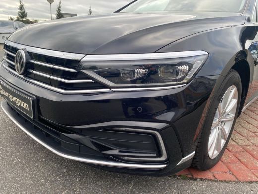 Volkswagen Passat Variant 1.4 TSI PHEV GTE | Trekhaak | A-Camera | Travelassist | ActivLease financial lease