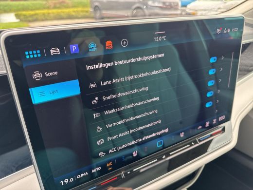 Volkswagen Passat Variant 1.5 eHybrid Elegance | Leder | Pano | 5 jr gar. ActivLease financial lease