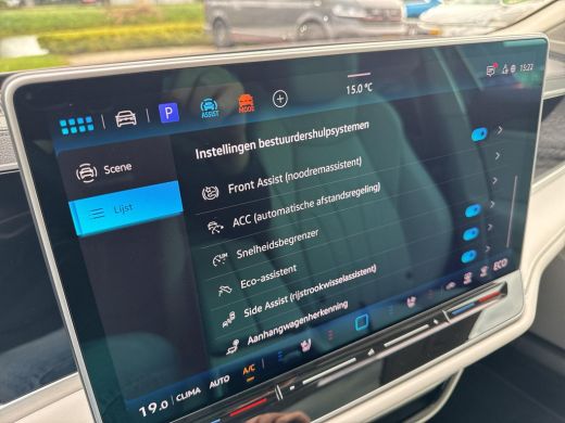 Volkswagen Passat Variant 1.5 eHybrid Elegance | Leder | Pano | 5 jr gar. ActivLease financial lease