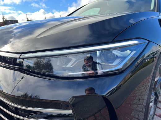 Volkswagen Passat Variant 1.5 eHybrid Elegance | Leder | Trekhaak | | 272Pk | 5jaar Fabrieks Garantie | ActivLease financial lease