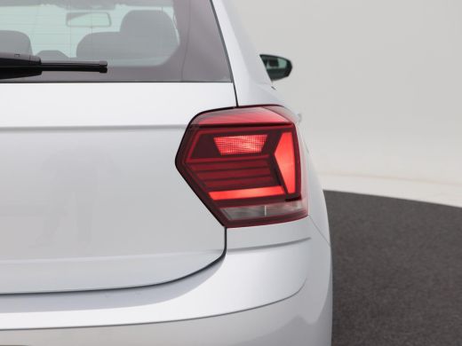 Volkswagen Polo 1.0 TSi Comfortline | Navigatie | Airco | Adaptive Cruise | LED Dagrijverlichting | CarPlay | 94... ActivLease financial lease