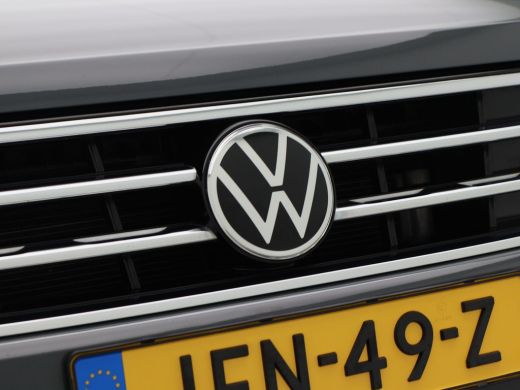 Volkswagen Tiguan 1.4 TSi 245 Pk Automaat eHybrid Elegance | Trekhaak | Panoramadak | Camera | Adaptive Cruise | Ca... ActivLease financial lease