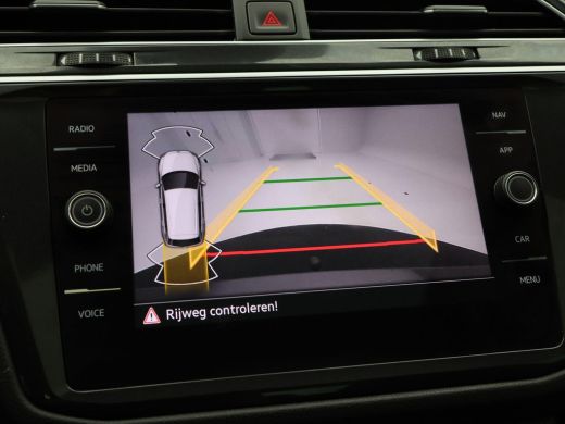 Volkswagen Tiguan 1.4 TSi 245 Pk Automaat eHybrid Elegance | Trekhaak | Panoramadak | Camera | Adaptive Cruise | Ca... ActivLease financial lease