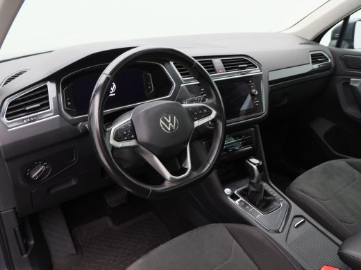 Volkswagen Tiguan 1.4 TSi 245 Pk Automaat eHybrid Elegance | Trekhaak | Panoramadak | Camera | Adaptive Cruise | Ca... ActivLease financial lease
