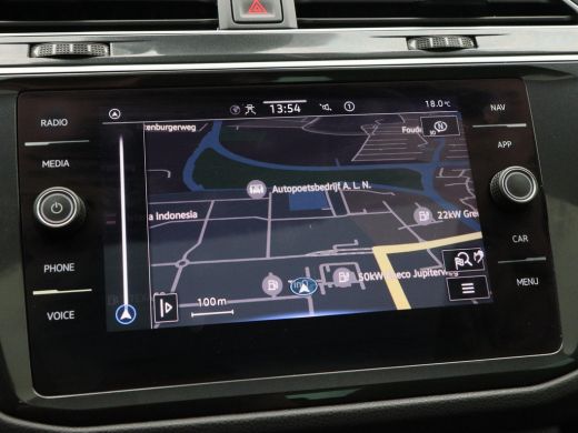 Volkswagen Tiguan 1.4 TSi 245 Pk Automaat eHybrid Elegance | Trekhaak | Panoramadak | Camera | Adaptive Cruise | Ca... ActivLease financial lease