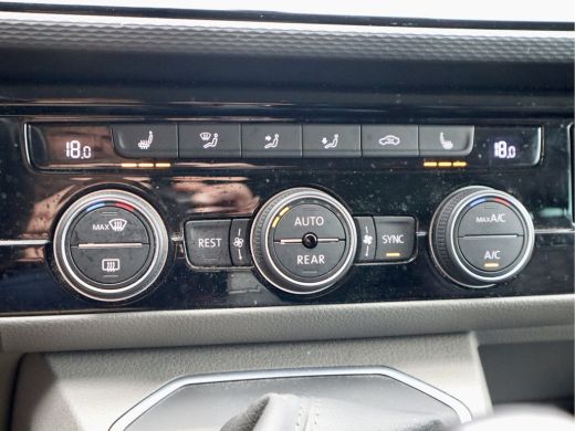 Volkswagen Transporter 2.0 TDI CARAVELLE BULLI 2X SCHUIFDEUR ActivLease financial lease