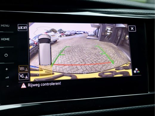 Volkswagen Transporter 2.0 TDI CARAVELLE BULLI 2X SCHUIFDEUR ActivLease financial lease