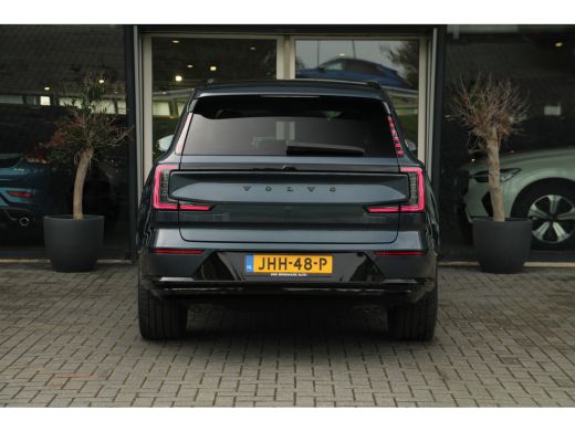 Volvo  EX90 Twin Motor Plus | 360° Camera | Trekhaak | 22" LM Velgen | Head Up | Pilot Assist | Climate ActivLease financial lease