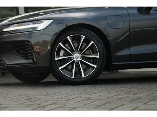 Volvo  V60 2.0 T6 Plug-in hybrid AWD Plus Dark | Harman Kardon | 360° Camera | Full LED | Leder | Adaptive C... ActivLease financial lease