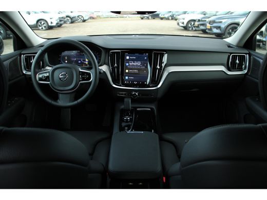 Volvo  V60 2.0 T6 Plug-in hybrid AWD Plus Dark | Harman Kardon | 360° Camera | Full LED | Leder | Adaptive C... ActivLease financial lease