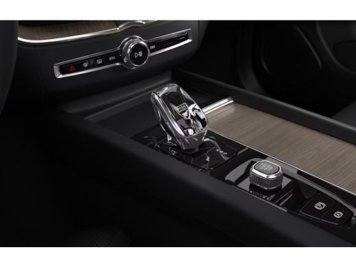 Volvo  XC60 T6 350PK AWD Ultra Dark | Executive | 22" | Luchtvering | B&W | Massage ActivLease financial lease