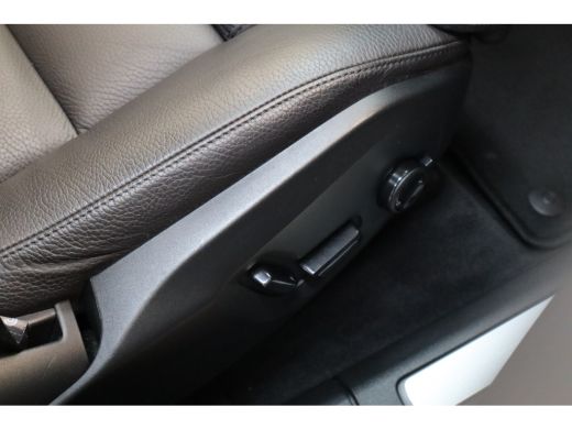 Volvo  XC60 T8 455PK AWD Plus Bright | 360&deg; | Lighting Pack | Trekhaak | Harman Kardon | Privacy glas ActivLease financial lease