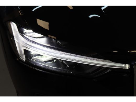 Volvo  XC60 T8 455PK AWD Plus Bright | 360&deg; | Lighting Pack | Trekhaak | Harman Kardon | Privacy glas ActivLease financial lease