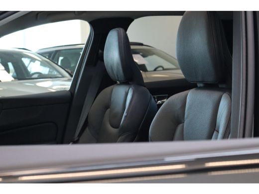 Volvo  XC60 T8 455PK AWD Ultimate Dark | Luchtvering | Trekh. | 360&deg; | Pano-dak | 21" | Privacy glas ActivLease financial lease