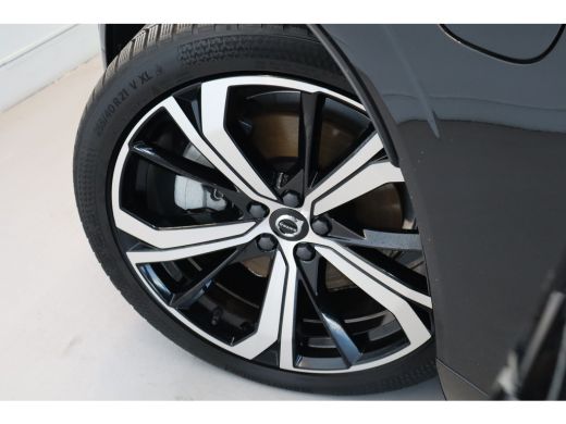 Volvo  XC60 T8 455PK AWD Ultimate Dark | Luchtvering | Trekh. | 360&deg; | Pano-dak | 21" | Privacy glas ActivLease financial lease