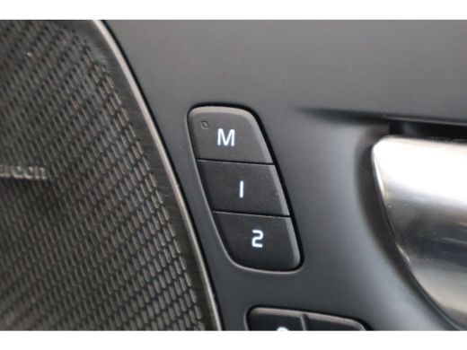 Volvo  XC60 T8 455PK AWD Ultimate Dark | Luchtvering | Trekh. | 360&deg; | Pano-dak | 21" | Privacy glas ActivLease financial lease