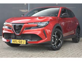 Alfa Romeo Junior 1.2 Turbo Hybrid Ibrida Speciale 136pk Automaat NL-Auto! | Pack Techno | Leder | Massage | Elektr...