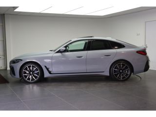 BMW 4 Serie Gran Coupé 430i High Executive M Sport Automaat / Schuif-kanteldak / Laserlight / Adaptief M onde...