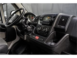 Peugeot Boxer **BlueHDI L3H3 | 160PK | Camera | Navigatie | Cruise | Airco | 3T Trekgewicht | PDC | Euro 6**