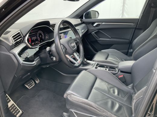 Audi Q3 35 TFSI Business Edition S-Line Pano Trekhaak B&O Leer Led Carplay VOL! ActivLease financial lease