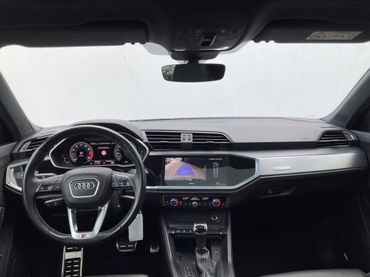 Audi Q3 35 TFSI Business Edition S-Line Pano Trekhaak B&O Leer Led Carplay VOL! ActivLease financial lease