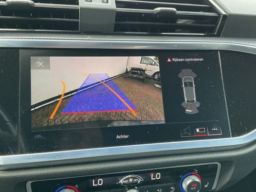 Audi Q3 35 TFSI Business Edition S-Line Pano Trekhaak B&O Leer Led Carplay VOL! ActivLease financial lease