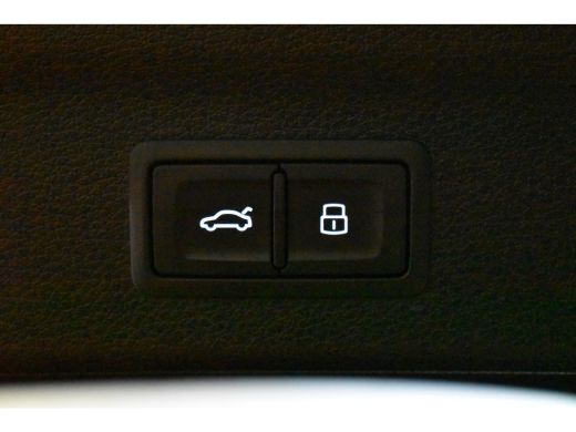 Audi Q3 35TFSI 150PK S-TRONIC PRO LINE VIRTUAL/PDC/NAVI ActivLease financial lease