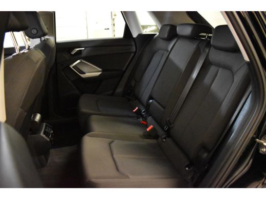 Audi Q3 35TFSI 150PK S-TRONIC PRO LINE VIRTUAL/PDC/NAVI ActivLease financial lease