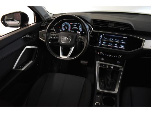 Audi Q3 35TFSI 150PK S-TRONIC PRO LINE VIRTUAL/PDC/NAVI ActivLease financial lease