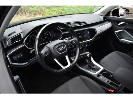 Audi Q3 45 TFSI e 245pk S-TRONIC PRO-LINE VIRTUAL/PDC/CARPLAY ActivLease financial lease