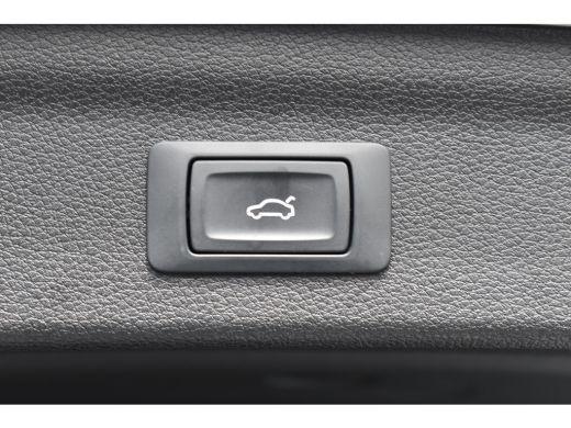 Audi Q3 45 TFSIe 245PK S-TRONIC HYBRID S-LINE VIRTUAL/PDC/CARPLAY ActivLease financial lease