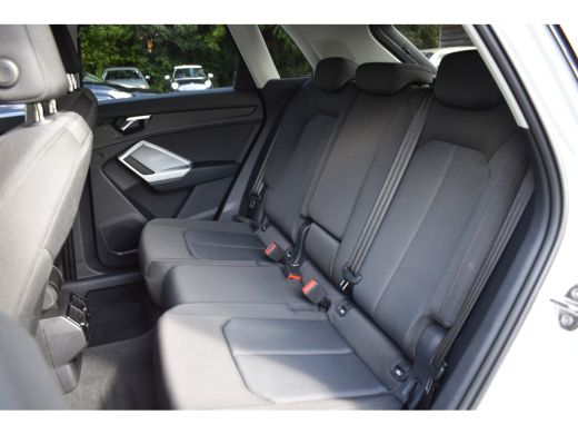 Audi Q3 45 TFSIe 245PK S-TRONIC HYBRID S-LINE VIRTUAL/PDC/CARPLAY ActivLease financial lease
