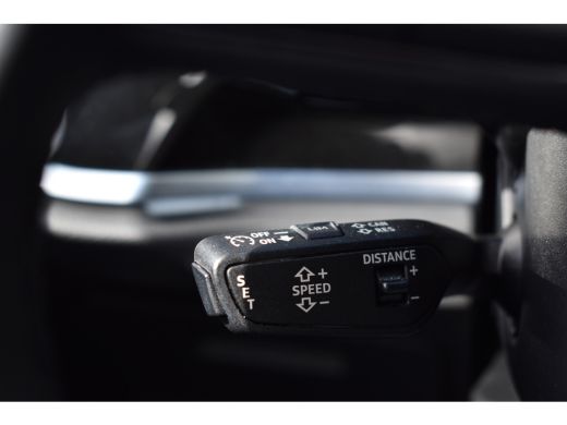 Audi Q3 45 TFSIe 245PK S-TRONIC HYBRID S-LINE VIRTUAL/PDC/CARPLAY ActivLease financial lease